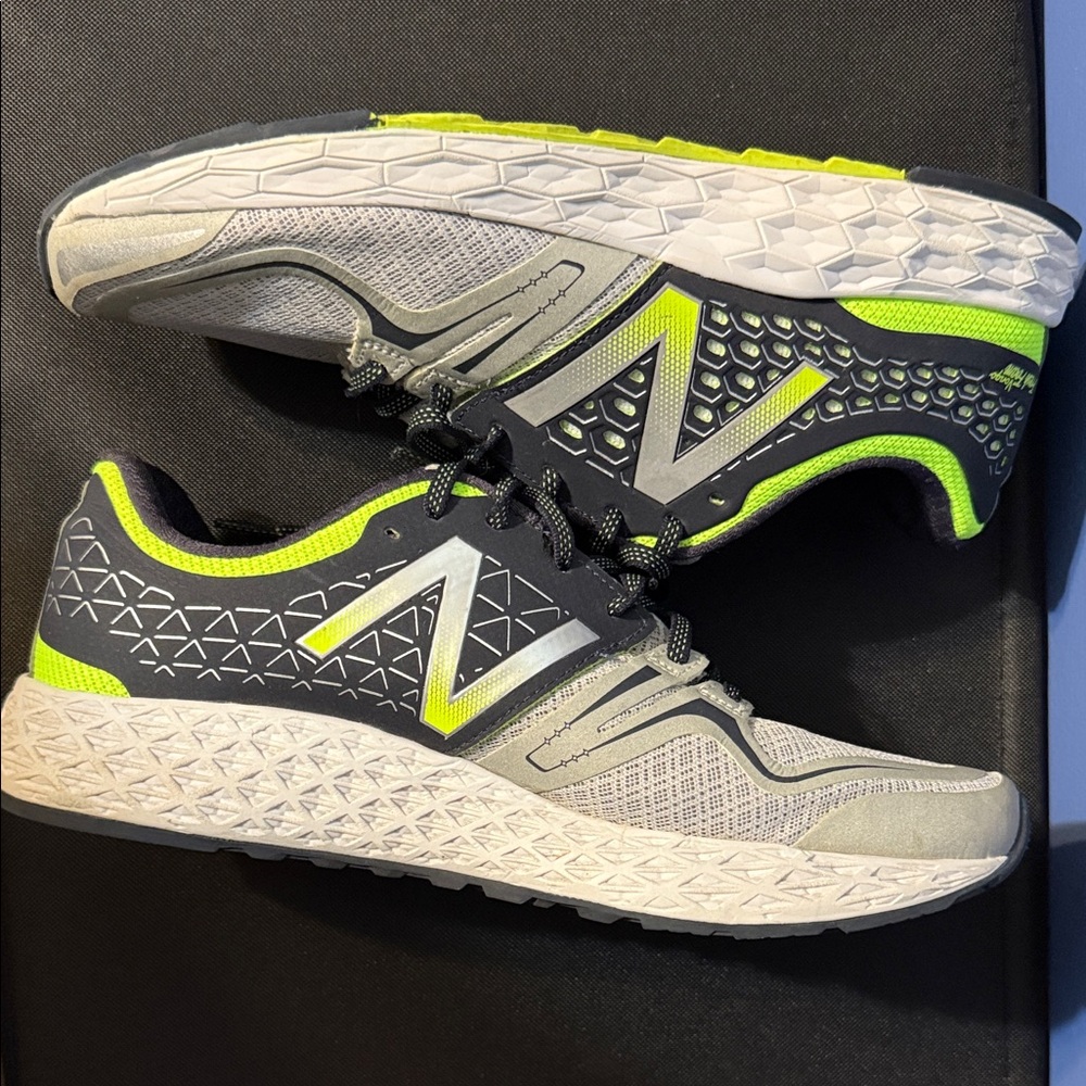 New Balance Men's Fresh Foam Vongo Gray/Lime